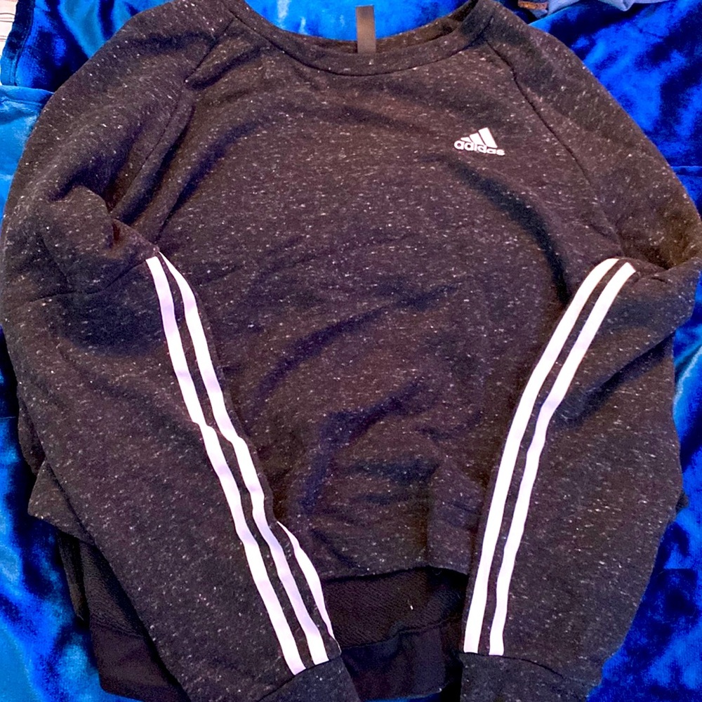 womens crewneck